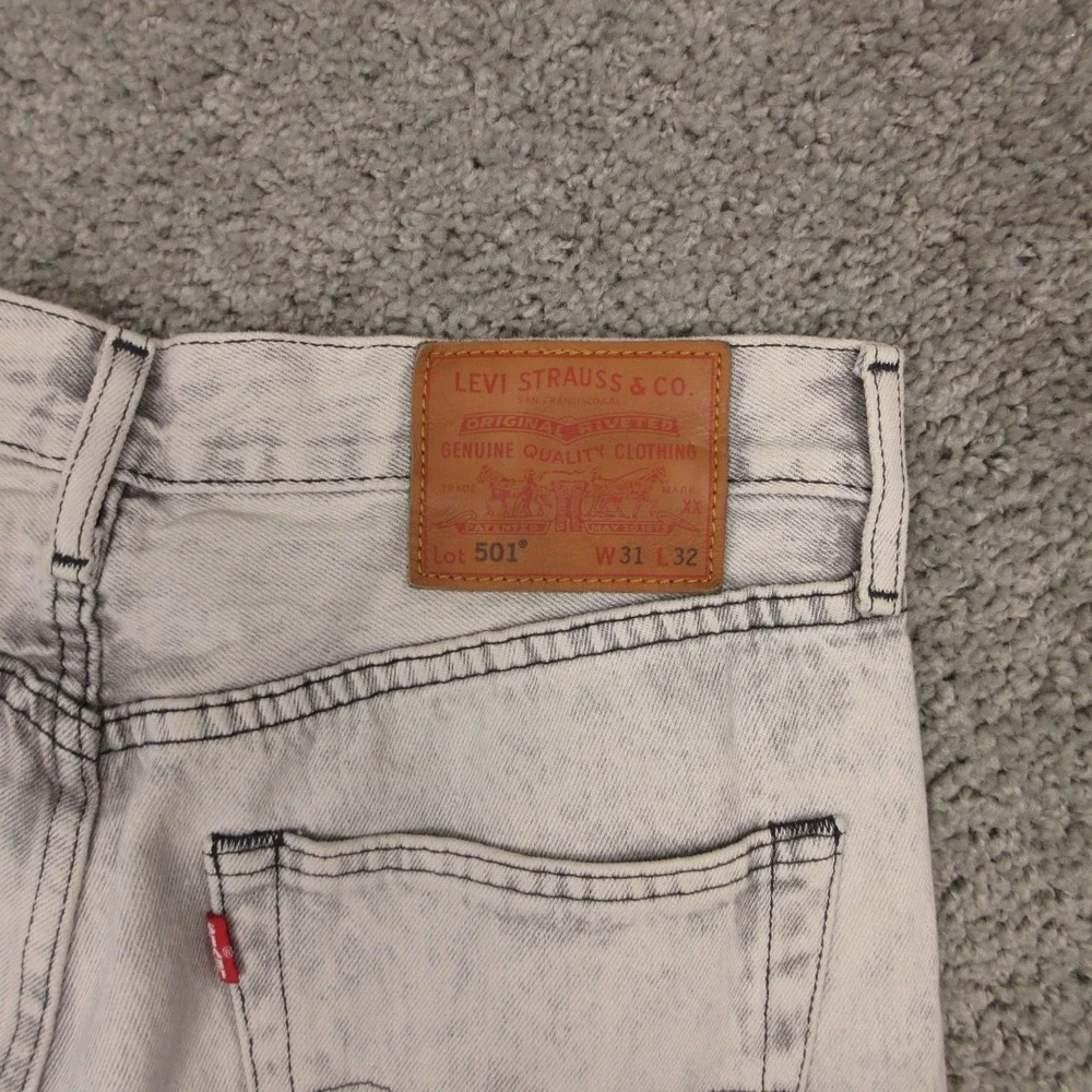 Levis Jeans Mens 31x32 Gray 501 Button Fly Original Straight‎ Acid Wash Denim